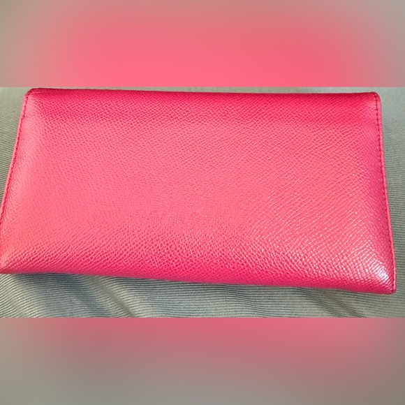 Bvlgari Hot Pink Leather Wallet with Gold Emblem - Picture 3 of 3